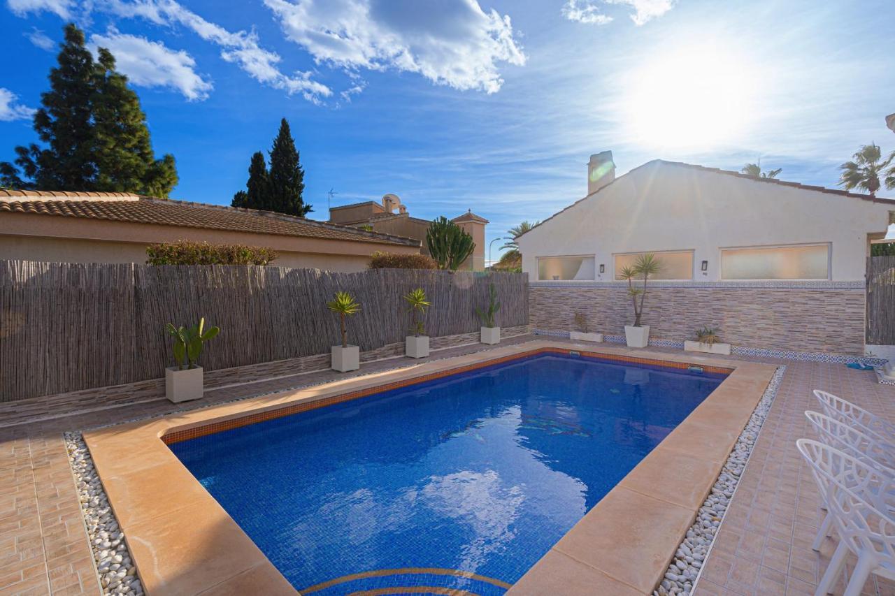 ロハレス Casa Velazquezヴィラ エクステリア 写真